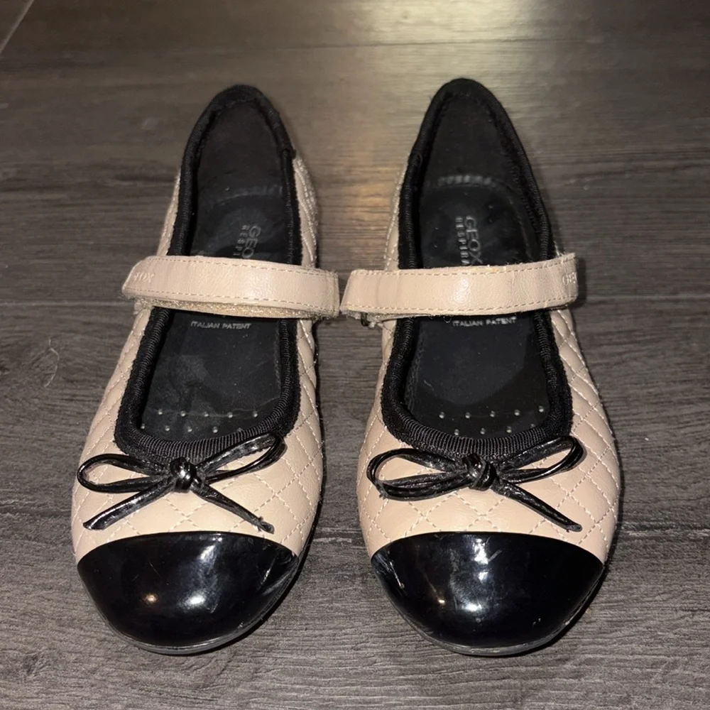 Geox Girls Pile Respira Quilted Mary Jane Flats Size 30 EU/ 12 US Tan/Black